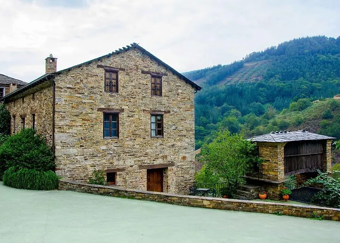 منزل ريفي Casas Rurales Taramundi Verde تاراموندِّ